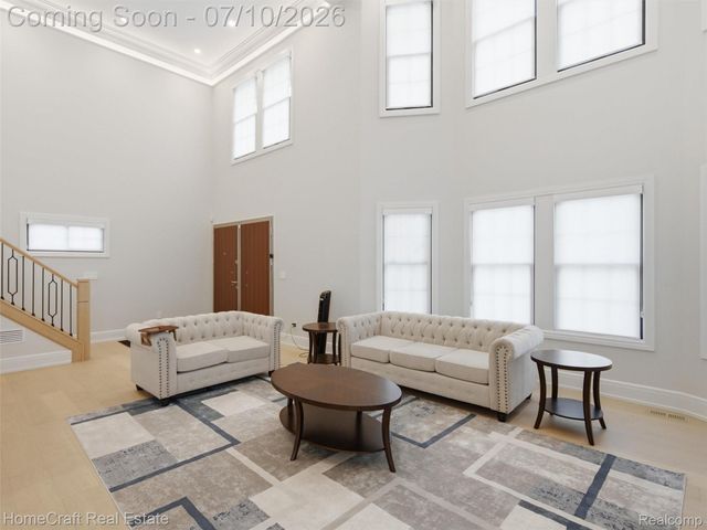 17 COLORADO Street, Highland Park, MI 48203