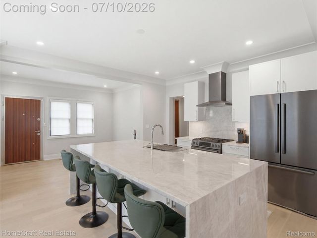 17 COLORADO Street, Highland Park, MI 48203