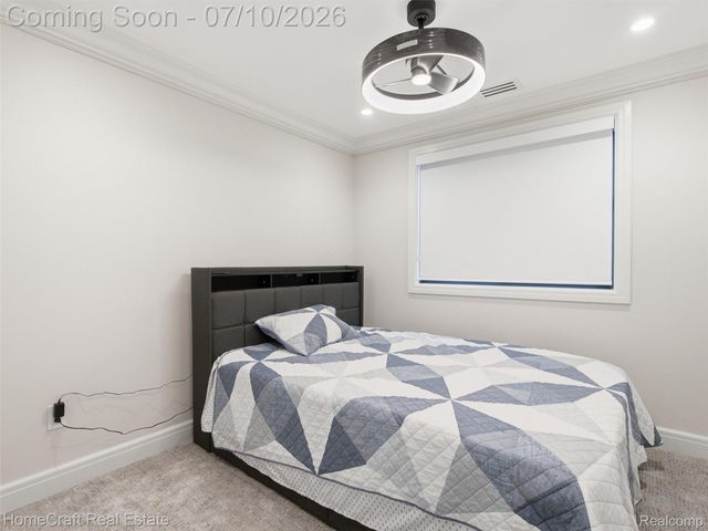 17 COLORADO Street, Highland Park, MI 48203
