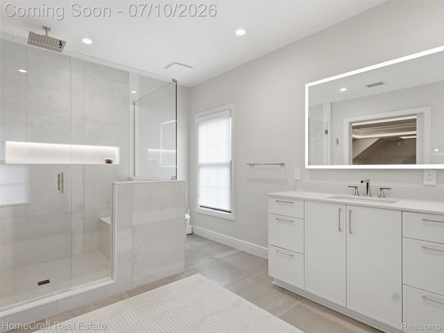 17 COLORADO Street, Highland Park, MI 48203