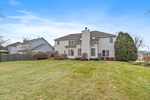 2 Margate Court, Lake In The Hills, IL 60156