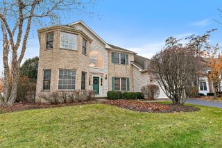 2 Margate Court, Lake In The Hills, IL 60156