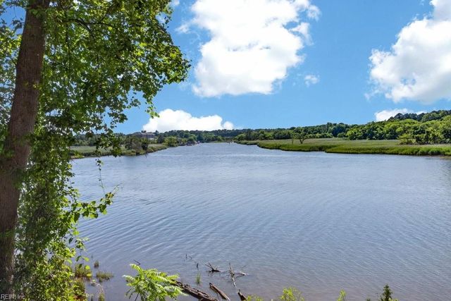 132 River Point DR, Suffolk, VA 23434