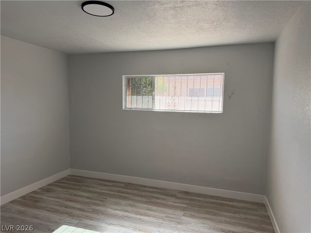 2111 Stewart Avenue B, Las Vegas, NV 89101