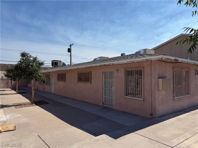2111 Stewart Avenue B, Las Vegas, NV 89101