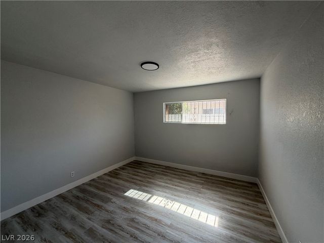 2111 Stewart Avenue B, Las Vegas, NV 89101