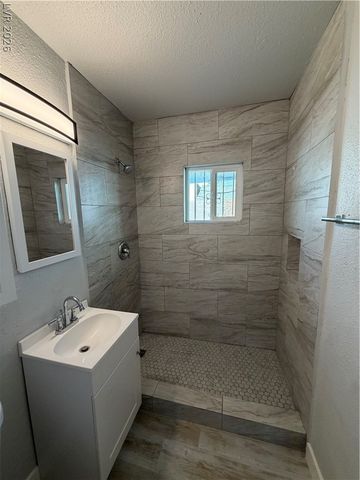 2111 Stewart Avenue B, Las Vegas, NV 89101
