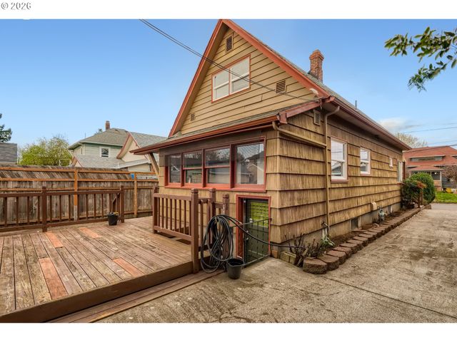 6105 Ne 13TH Ave, Portland, OR 97211
