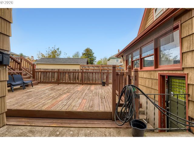 6105 Ne 13TH Ave, Portland, OR 97211