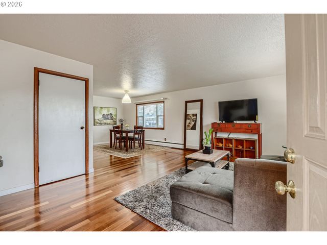 6105 Ne 13TH Ave, Portland, OR 97211