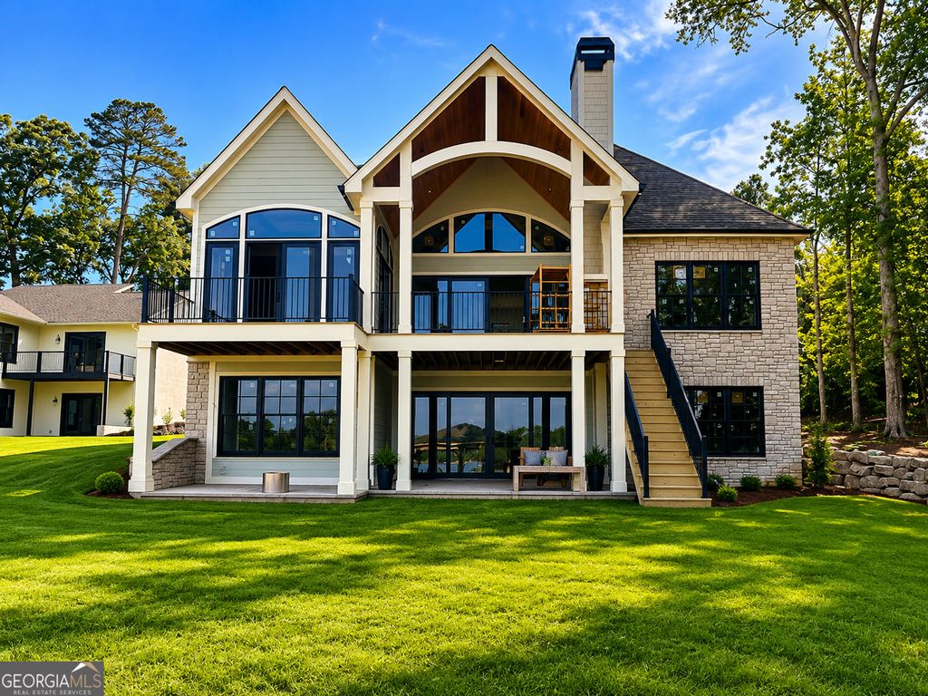 213 Lakecrest Drive NE, Milledgeville, GA 31061