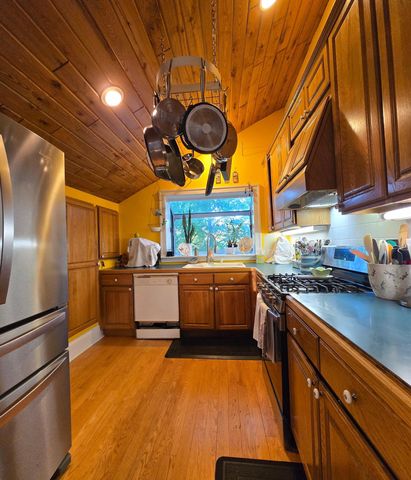 18302 Johnson Road, Brainerd, MN 56401