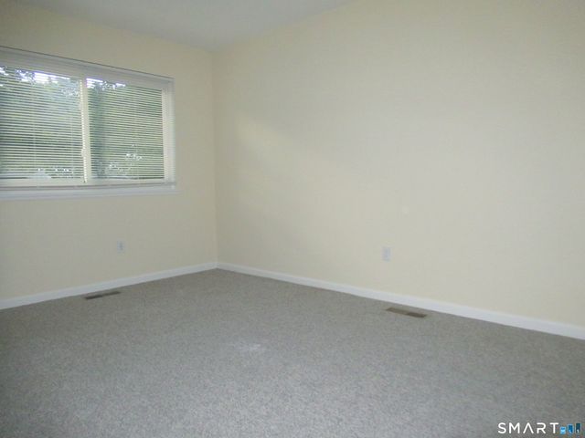 38 Country Walk 38, Shelton, CT 06484