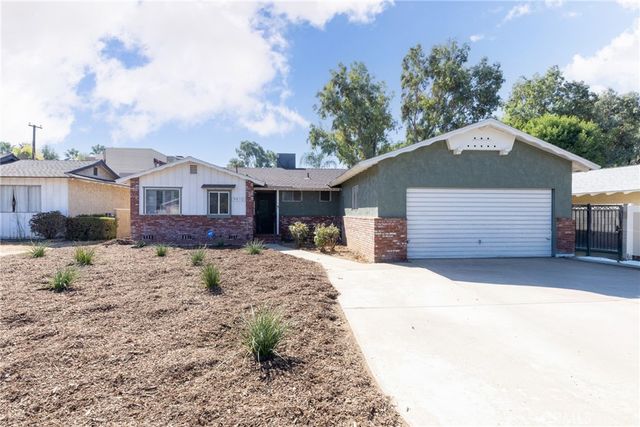 9810 Sharon, Riverside, CA 92503