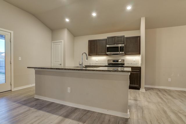 13803 Sherman Avenue, Lubbock, TX 79423