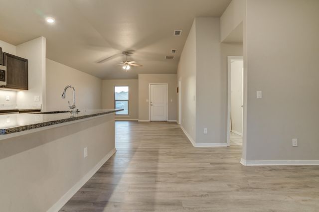 13803 Sherman Avenue, Lubbock, TX 79423