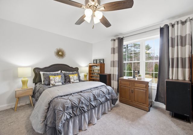 93 Trail Haven Drive, Londonderry, NH 03053