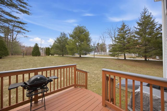 93 Trail Haven Drive, Londonderry, NH 03053