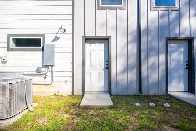 2519 Washington Street, Waller, TX 77484