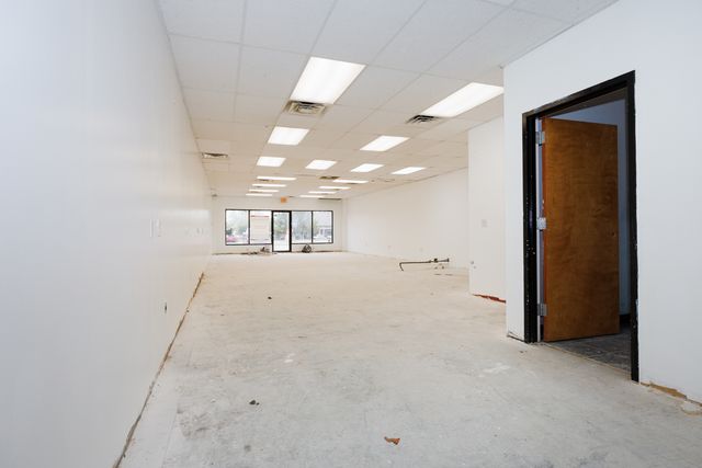 616 Raab Road D, Normal, IL 61761