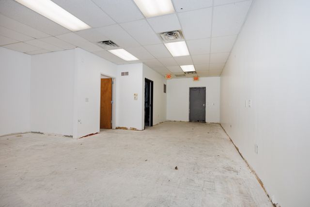 616 Raab Road D, Normal, IL 61761