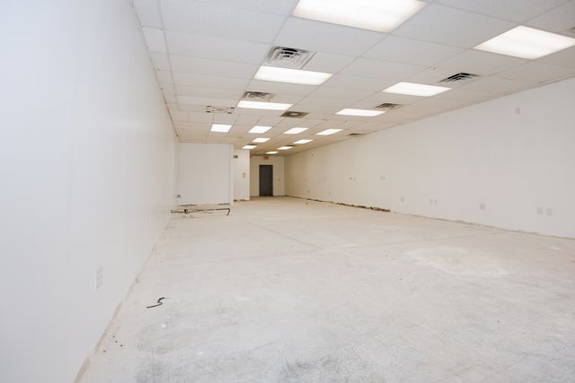 616 Raab Road D, Normal, IL 61761