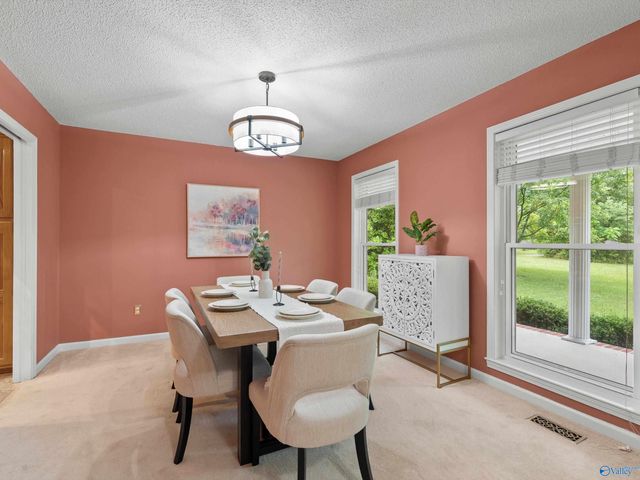 205 Oak Hill Lane, Arab, AL 35016