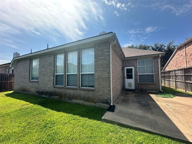 2450 Streamside Court, Frisco, TX 75036