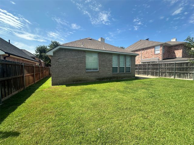 2450 Streamside Court, Frisco, TX 75036