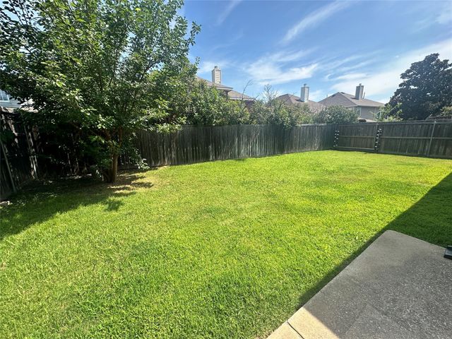 2450 Streamside Court, Frisco, TX 75036