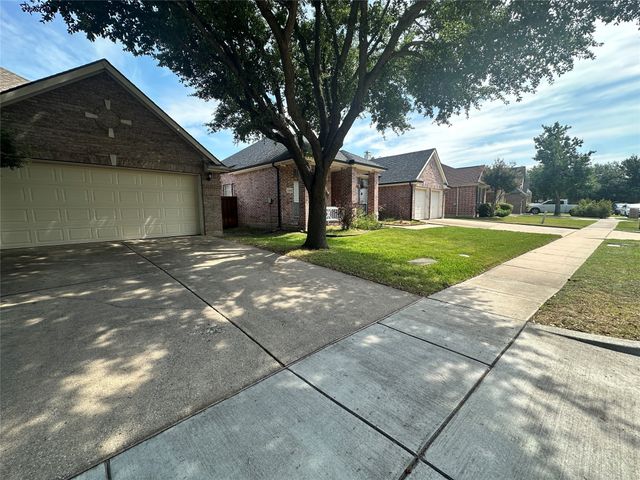 2450 Streamside Court, Frisco, TX 75036