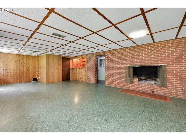 6836 Sw PEYTON Rd, Portland, OR 97223