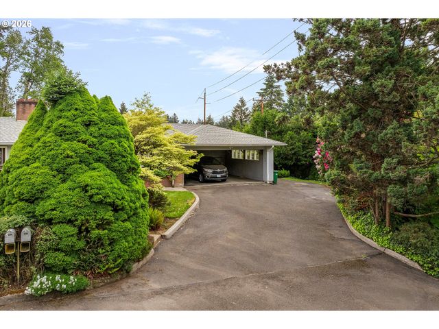 6836 Sw PEYTON Rd, Portland, OR 97223