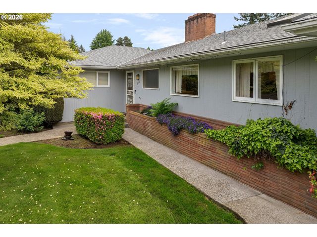 6836 Sw PEYTON Rd, Portland, OR 97223