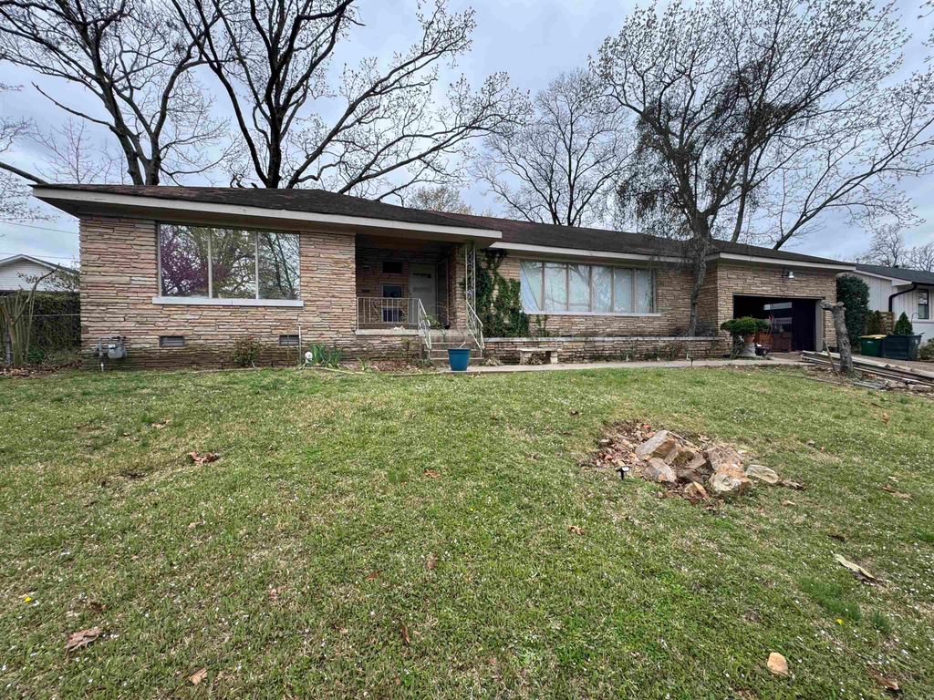 7029 Rockwood Road, Little Rock, AR 72207