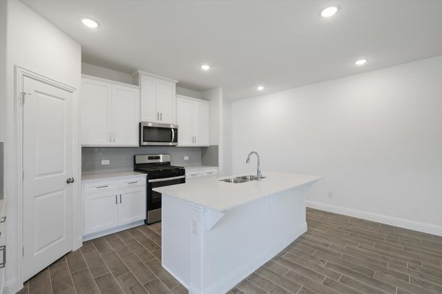 517 Amenduni Lane, Anna, TX 75409