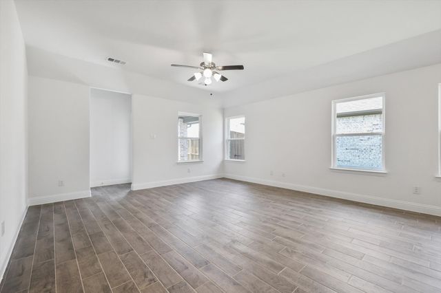 517 Amenduni Lane, Anna, TX 75409