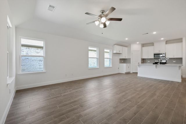 517 Amenduni Lane, Anna, TX 75409