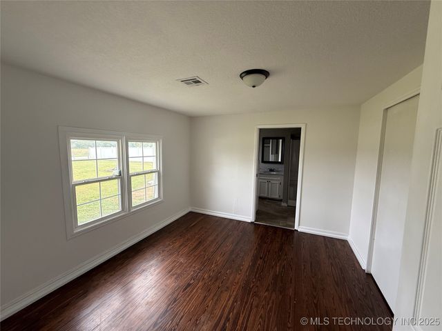 10035 Bryant Road, Henryetta, OK 74437