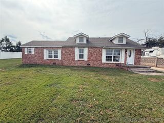 10035 Bryant Road, Henryetta, OK 74437