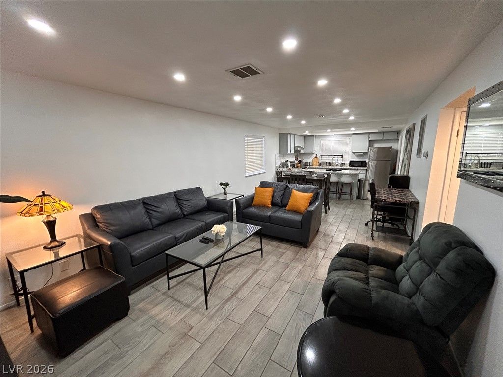 3251 Jericho Street A, Las Vegas, NV 89102