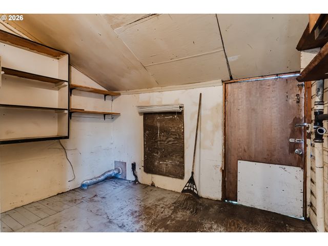 123 10TH St, Springfield, OR 97477