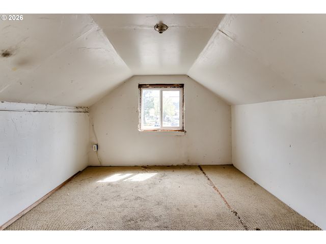 123 10TH St, Springfield, OR 97477