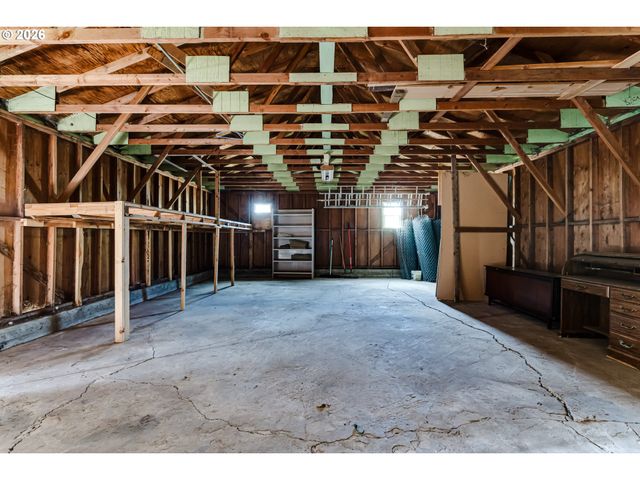 123 10TH St, Springfield, OR 97477