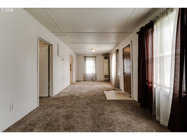 123 10TH St, Springfield, OR 97477