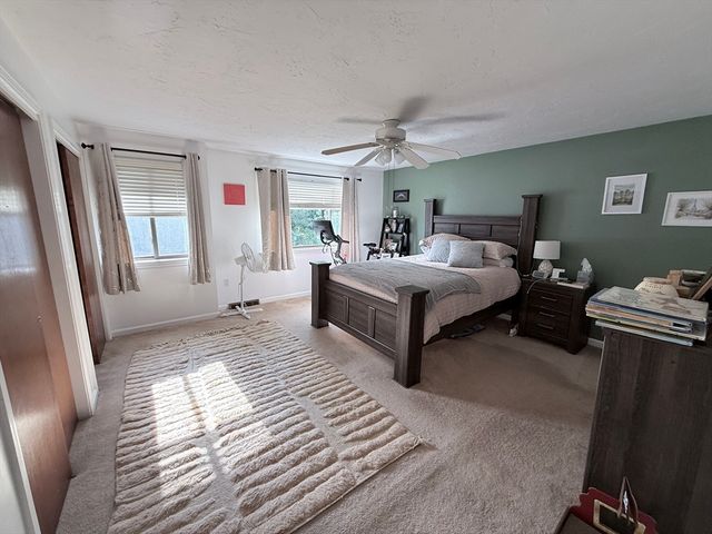 1 Hartshorn Pl 1, Walpole, MA 02081