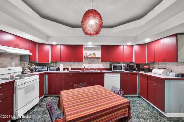 1024 Payne St, Louisville, KY 40204