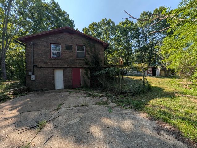 6703 Oak Hill Rd, Lyles, TN 37098