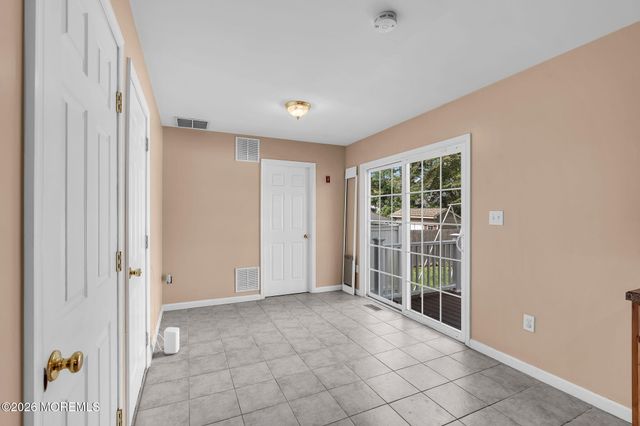435 E Point Pleasant Avenue, Ocean Gate, NJ 08740