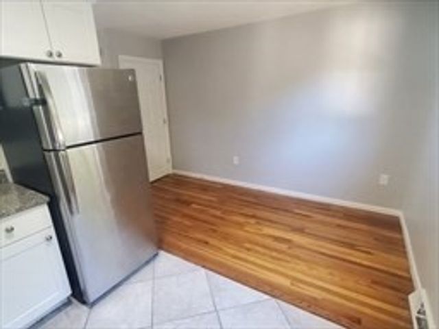 174 Pine Street 33, Holbrook, MA 02343